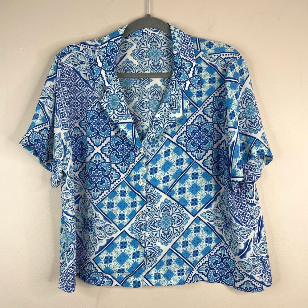 Coastal Mosaic Patchwork Print Top Womens Large Blue Button Up Vacation Layering